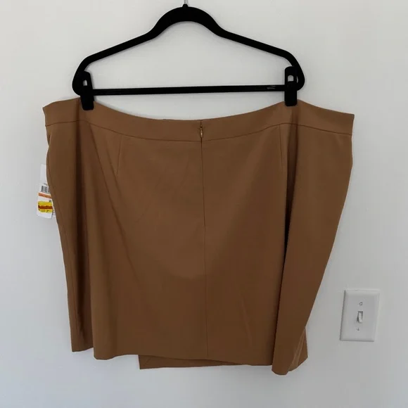 DKNY NWT Faux Wrap Mini Tan Skirt - Size 24W - Picture 5 of 5